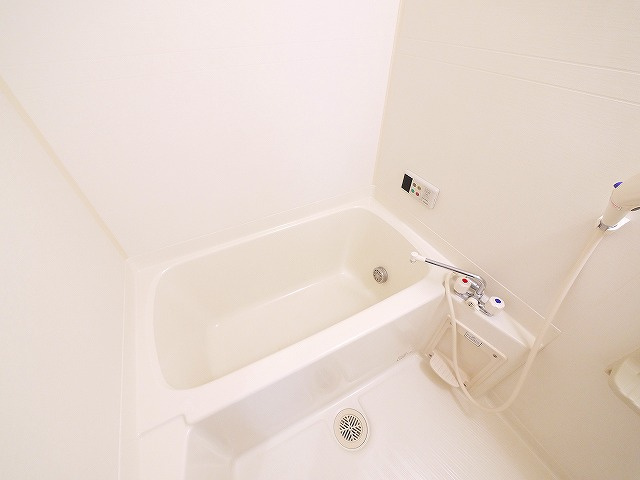 クアトロ　ヴィータの浴室|お風呂で日々の疲れを落としましょう