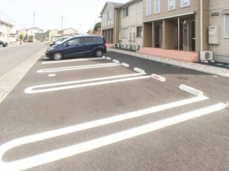 【駐車場】