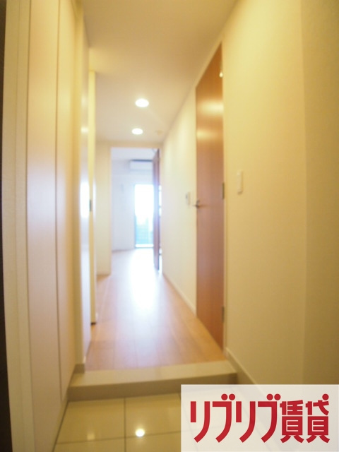 ヒューリックレジデンス千葉中央の玄関