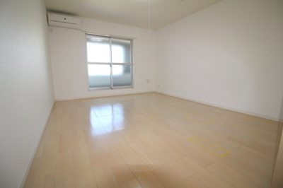 【居間・リビング】 | ブリリオ桜の町 | 別室の写真使用