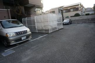 【駐車場】 | 平面駐車場