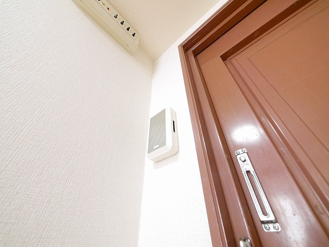 クオーレ三条大路のセキュリティ|インターホンあり