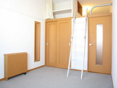 【居間・リビング】 | ワールド山中