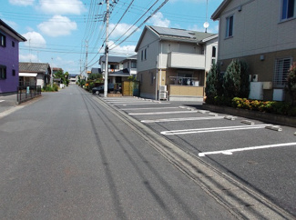 【駐車場】