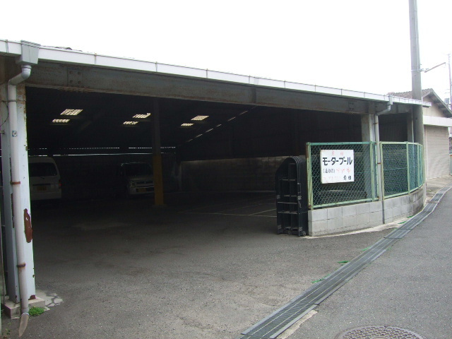 東大阪市南上小阪の駐車場の外観