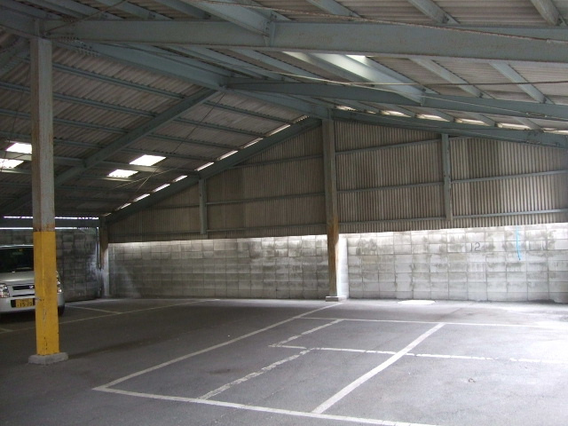 東大阪市南上小阪の駐車場の外観