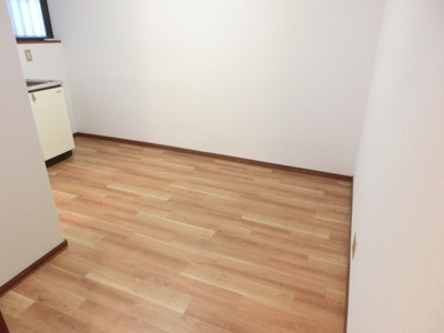 【洋室】 | 上池田ハイツ