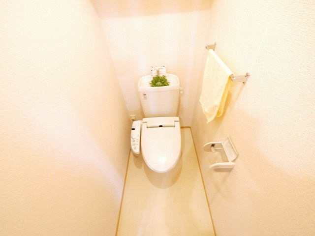 プレジールのトイレ|ゆったりとした空間のトイレです