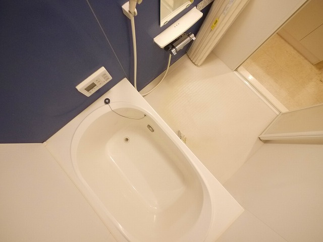 アンビエラの浴室|コンパクトで使いやすいお風呂です