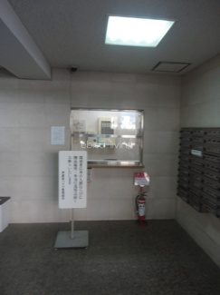 【エントランス】