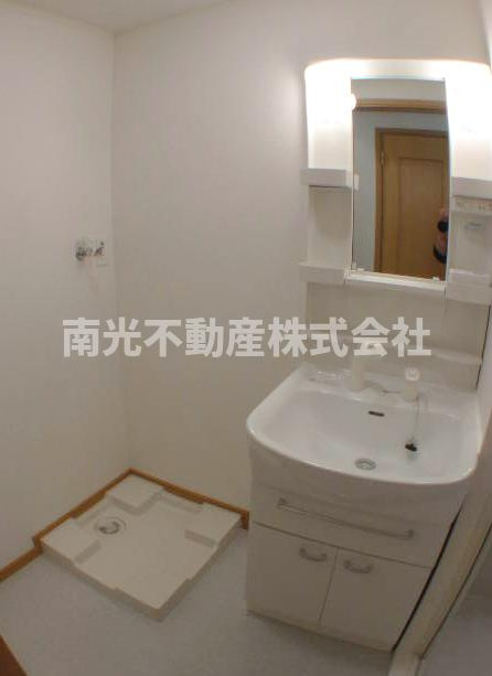 ヴィラ　ヴィオラの洗面所