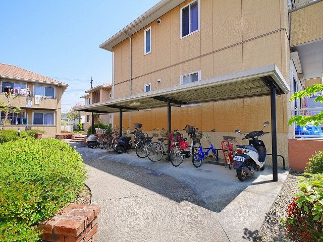 クレストタウンのその他共用部分|駐輪場