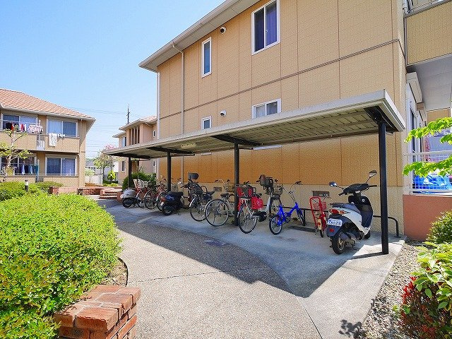 クレストタウンのその他|駐輪場です