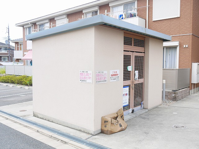 ラフィネ梅美台のその他共用部分|ゴミ置場