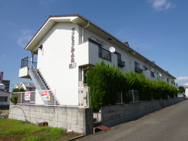 倉敷市中島のアパートの外観