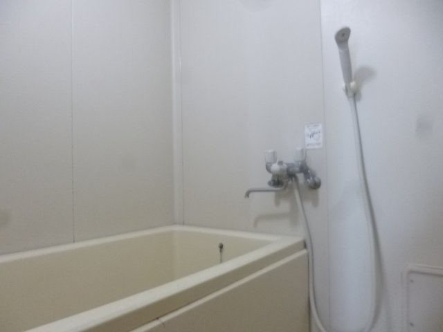 メイプルマンションの浴室