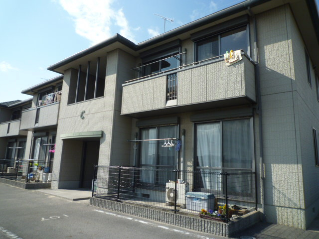 倉敷市日吉町のアパートの外観