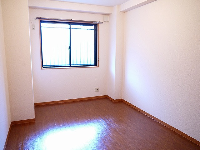 エクセルコート奈良南の洋室|広々とした洋室です