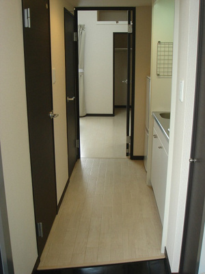 【玄関】 | アプリーレ | ※同タイプ室内写真、現地は異なる場合がございます。