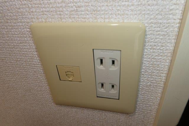 ラ・クプル93の設備|電話モジュラー