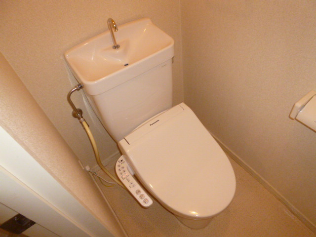 ラ・クプル93のトイレ|ウォシュレット