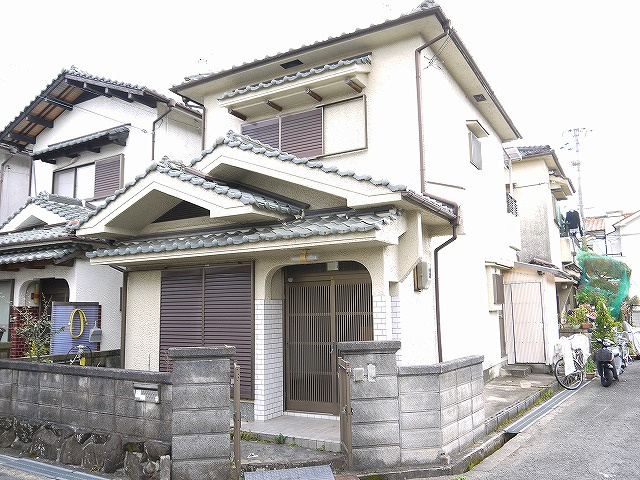 新屋敷一戸建の外観|建物外観を気になさる方へ、見た目の良い物件です