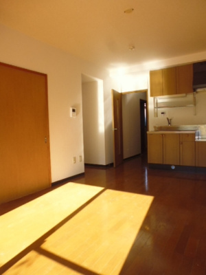 【居間・リビング】 | パレ・ドール港南台