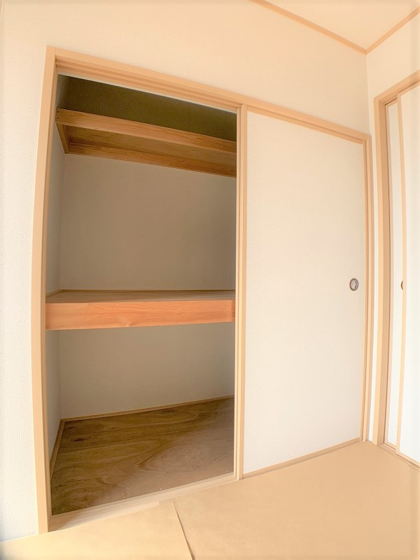 リッチヒルズみたけの収納