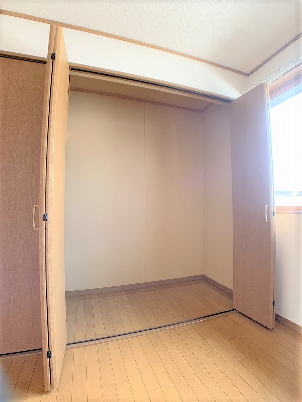 リッチヒルズみたけの収納