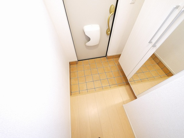 サン　フォレストの玄関