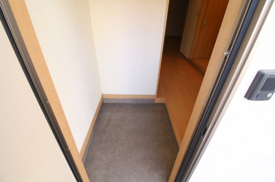 【玄関】 | シャトー正城