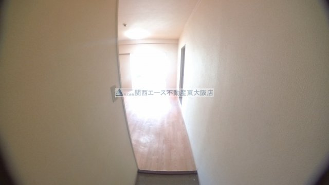 【玄関】 | サンハイツ昭和町│瓢箪山駅徒歩４分！独立洗面台付の１ＬＤＫです！│