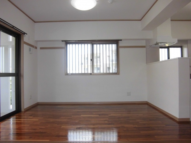 【居間・リビング】 | マチタマンション | 広めのリビング