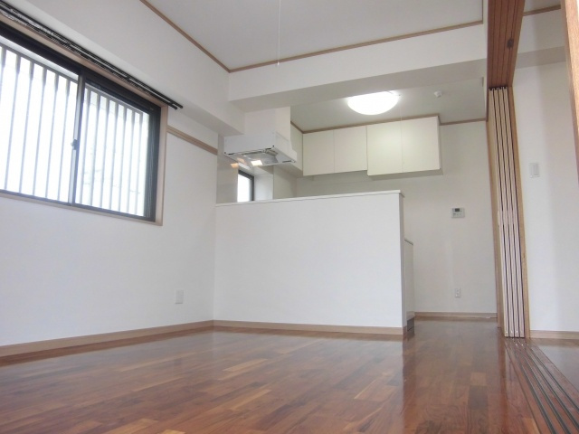 【居間・リビング】 | マチタマンション | 広々ＬＤＫ12.6帖