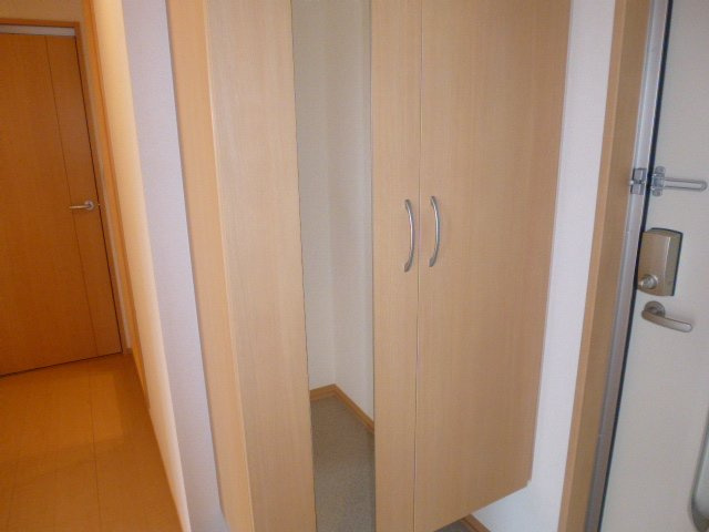 グラン　シイズの玄関|シューズボックス