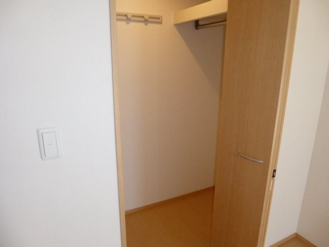 グラン　シイズの収納|ウォークインクローゼット