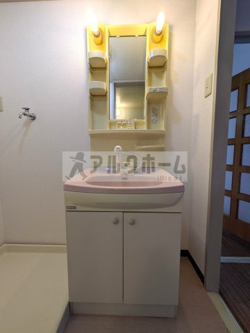 有宏ハイツの独立洗面台|有宏ハイツ