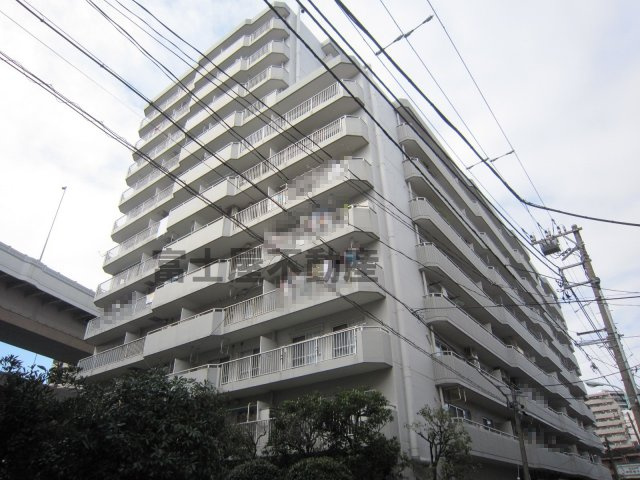 板橋ハイタウンの外観