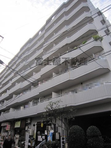 板橋ハイタウンの外観