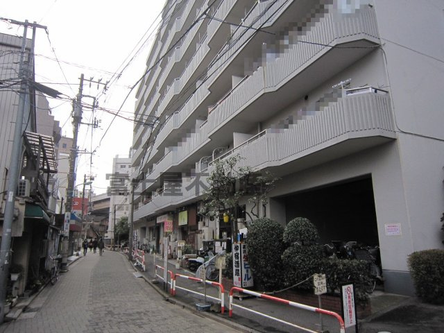 板橋ハイタウンの外観