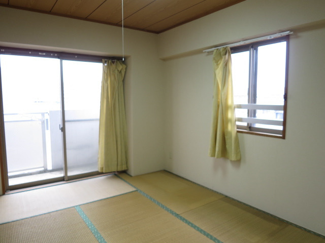 Ｍエトワールライム館の和室|同タイプ間取りの写真を使用