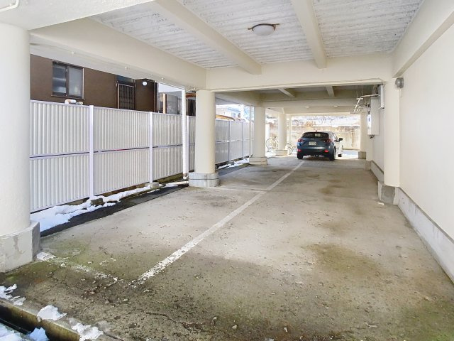 ラ・ベールの駐車場