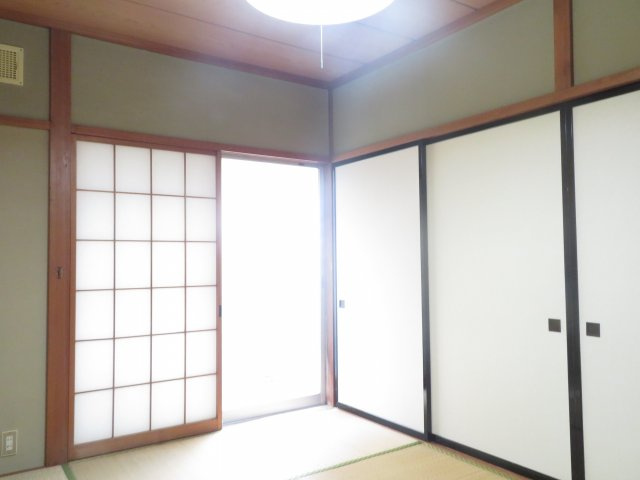 コーポからまつの和室
