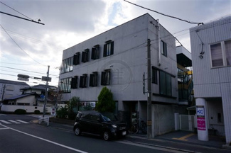 【外観】 | シンプルでスタイリッシュで店舗もあります。