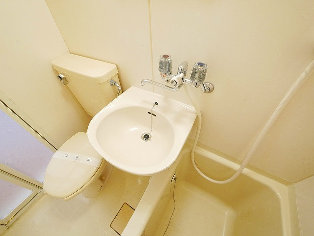 シャンポール 山添の設備|洗面台