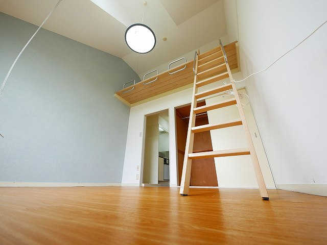 シャンポール 山添の内装|過ごしやすい室内です