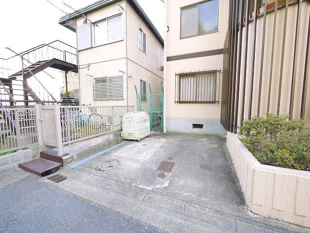 シャトレ信楽のその他共用部分|ゴミ置き場です