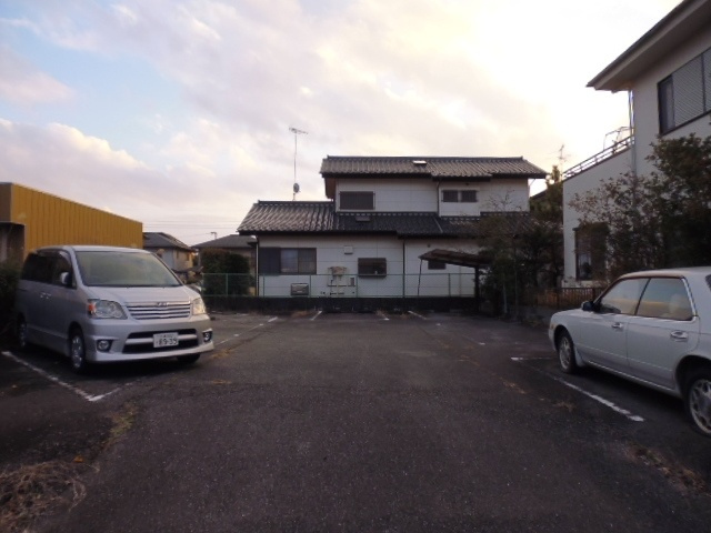 リバーサイドパーキング