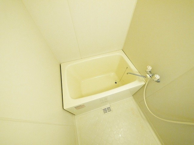 マンション　ヒライの浴室|お風呂です