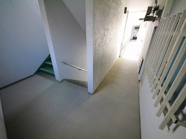 マンション　ヒライのその他共用部分|共用部分の階段です